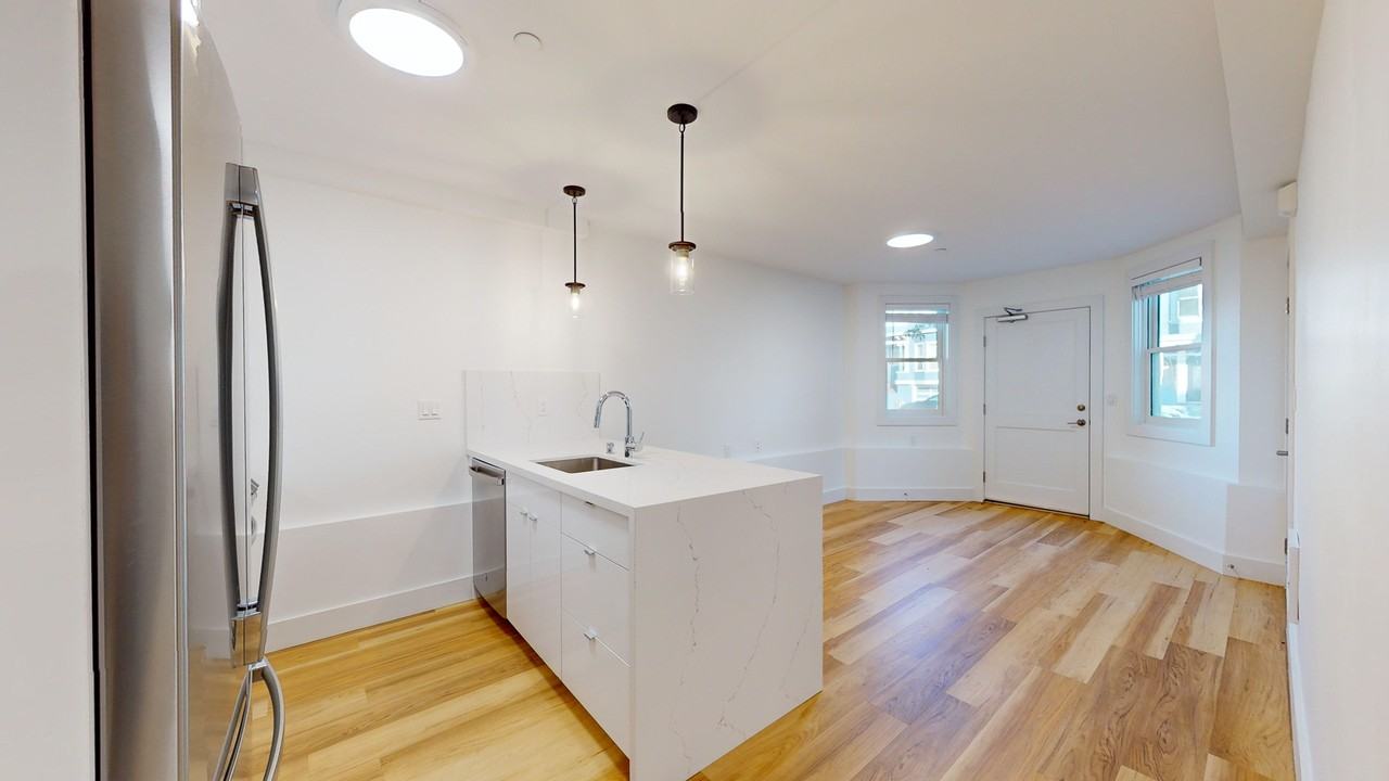 759 6th Ave #9 - Photo 5 of 15