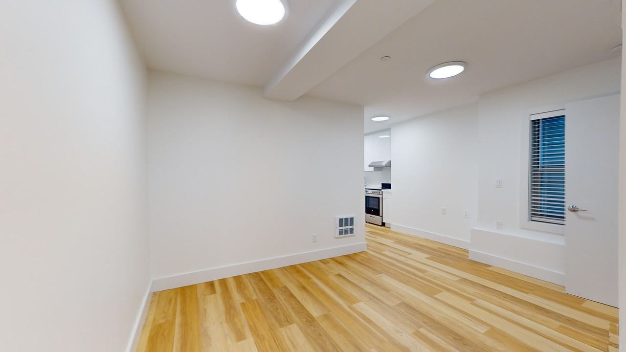 761 6th Ave #10 - Photo 5 of 13
