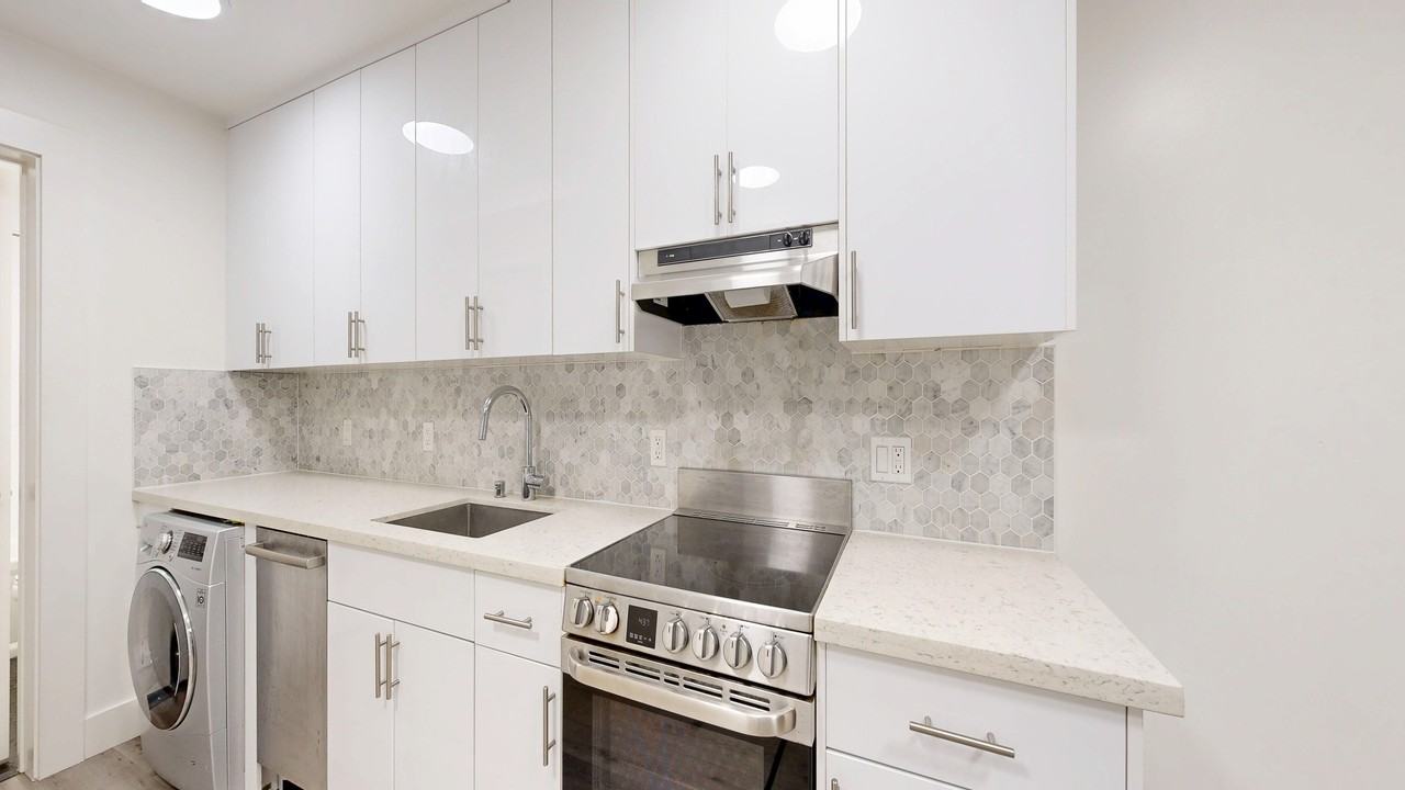 591 Dolores St #589-01 - Photo 4 of 8