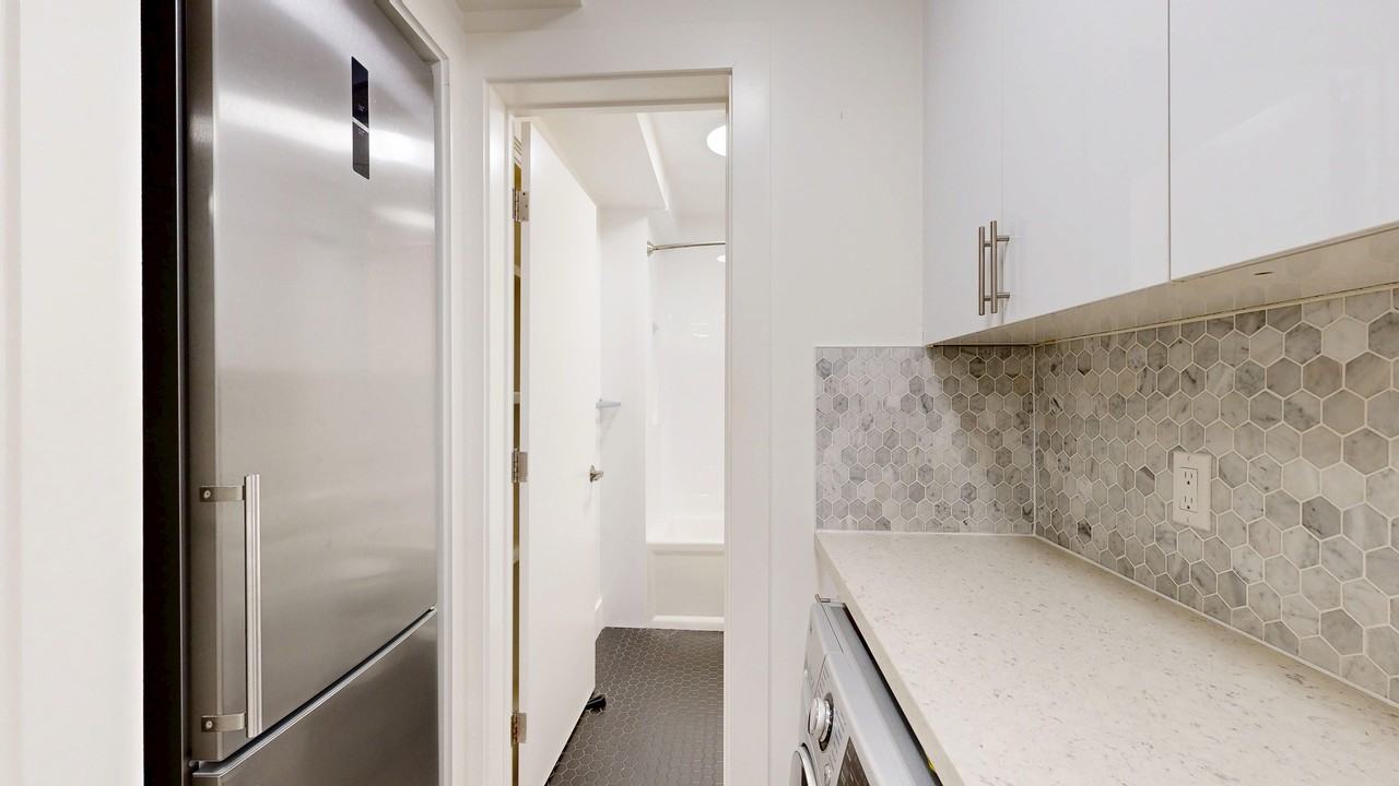 591 Dolores St #589-01 - Photo 5 of 8