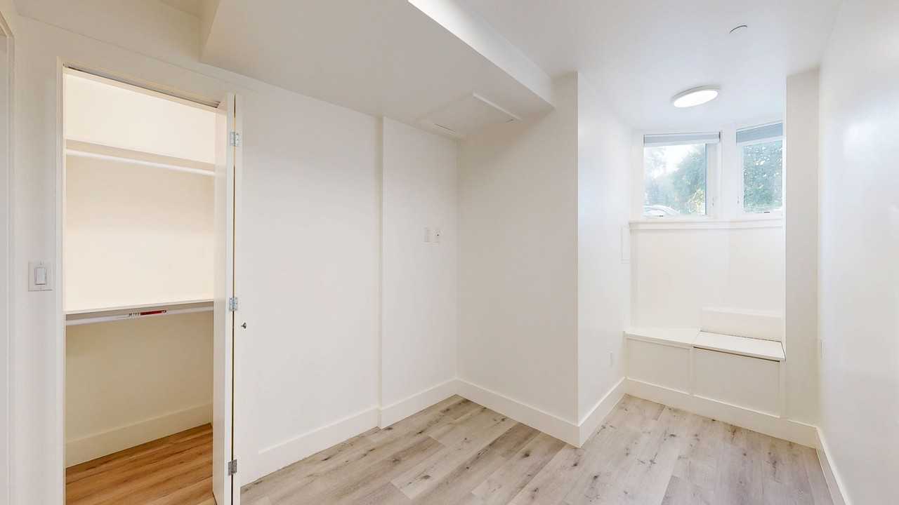 591 Dolores St #589-01 - Photo 6 of 8