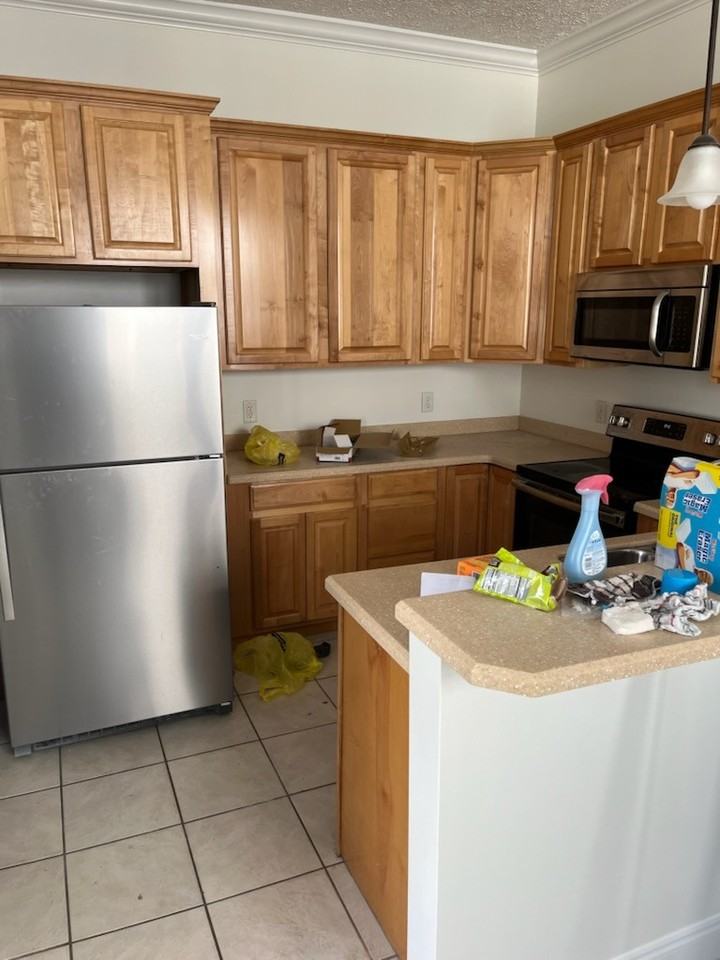 4034 Oak Forest Dr - Photo 3 of 16