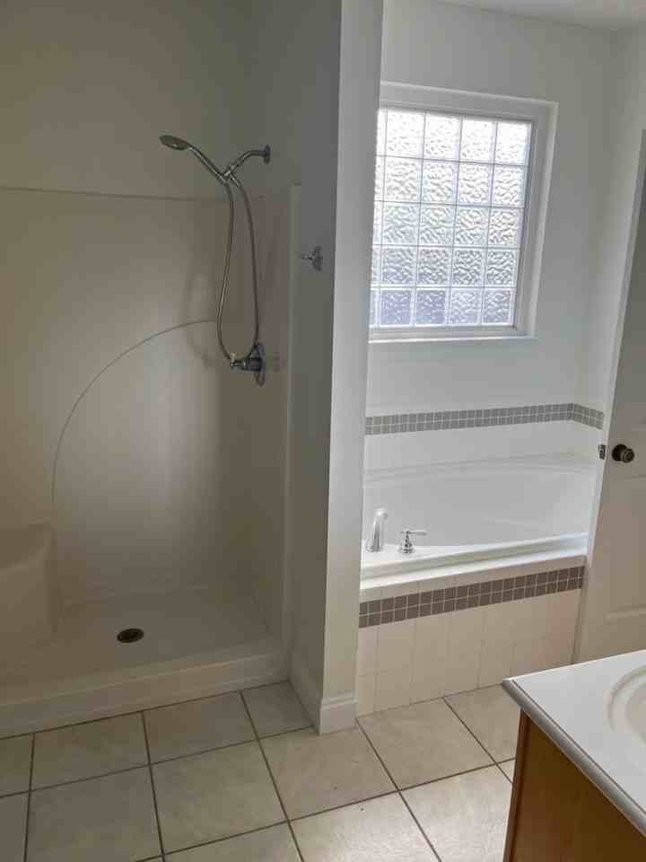 4034 Oak Forest Dr - Photo 6 of 16