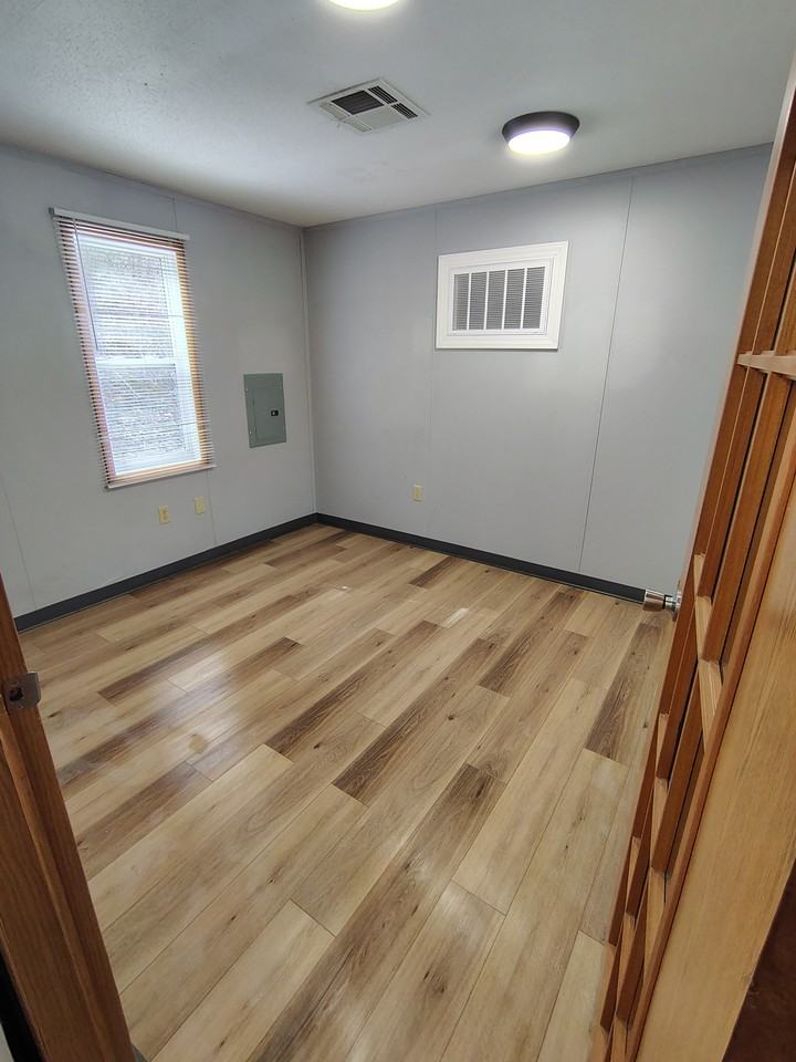 375 Ester Spur Rd - Photo 6 of 11