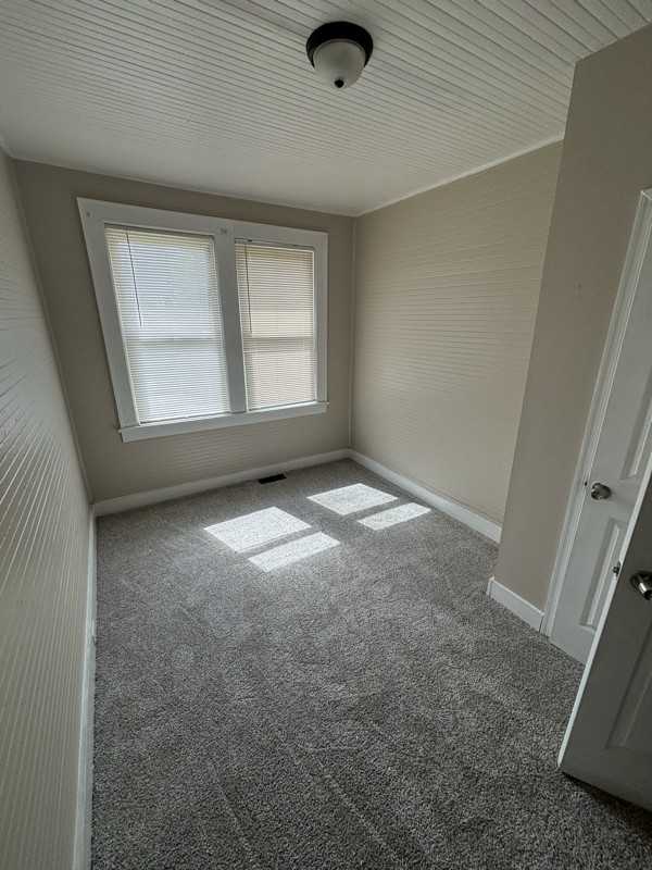 1566 Lafayette Blvd Nw - Photo 7 of 14