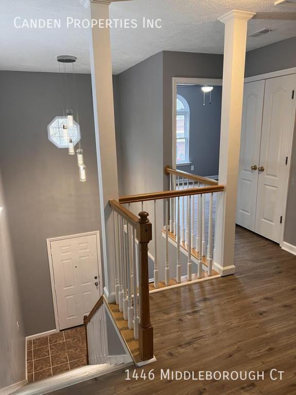 1446 Middleborough Ct - Photo 2 of 15