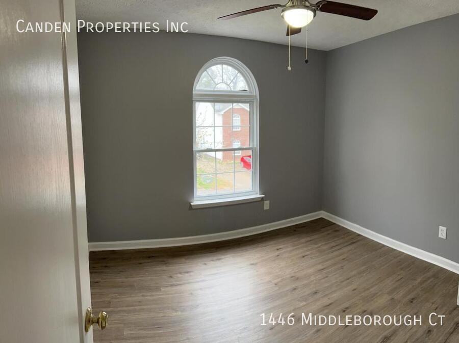 1446 Middleborough Ct - Photo 6 of 15