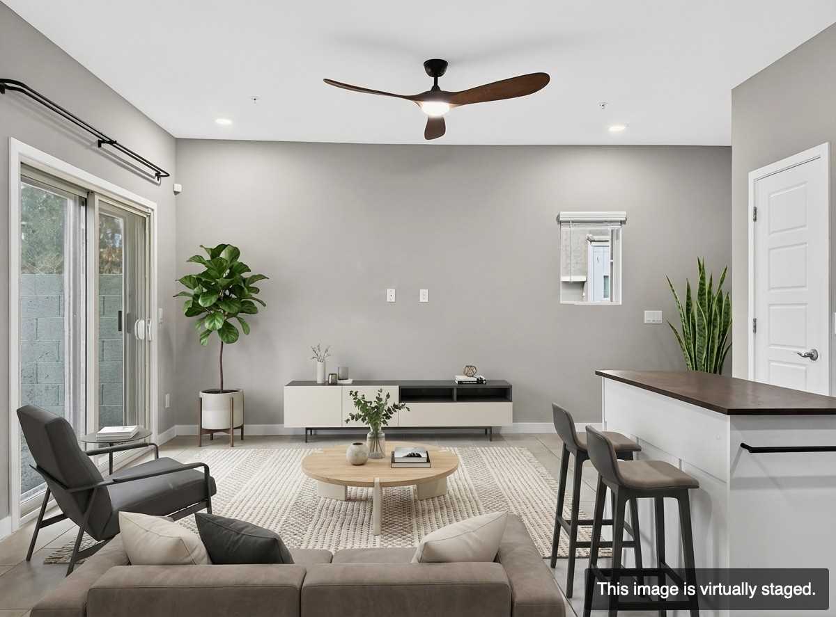 8460 N 22nd Dr - Photo 3 of 13