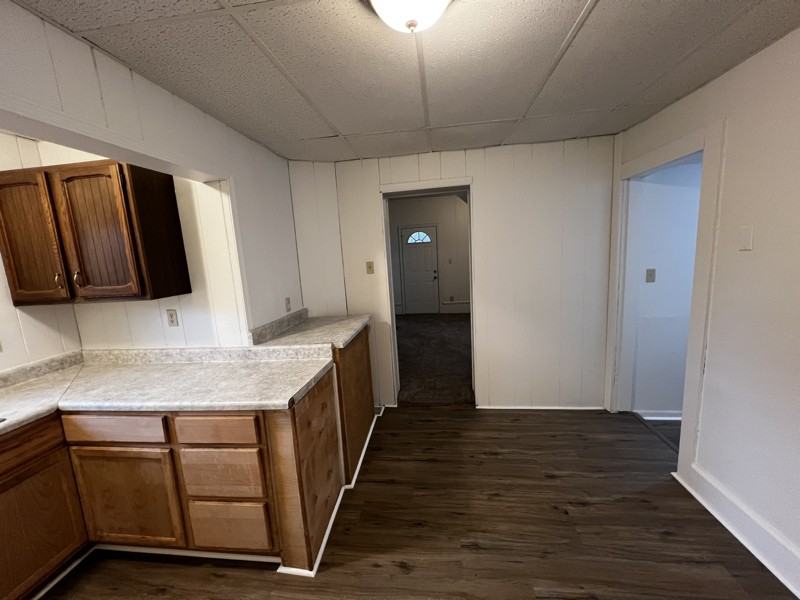 281 S Adams St - Photo 5 of 18