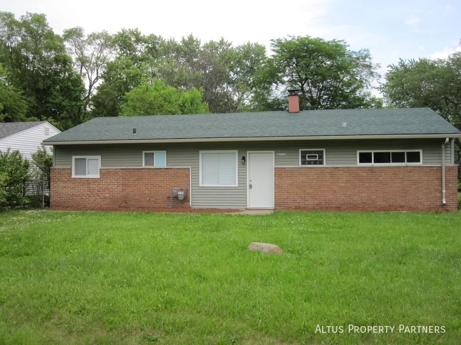 16535 Spaulding Ave - Photo 7 of 8