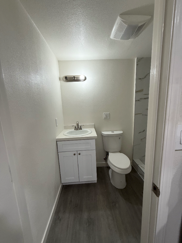 1518 N Broadway #1 - Photo 7 of 8