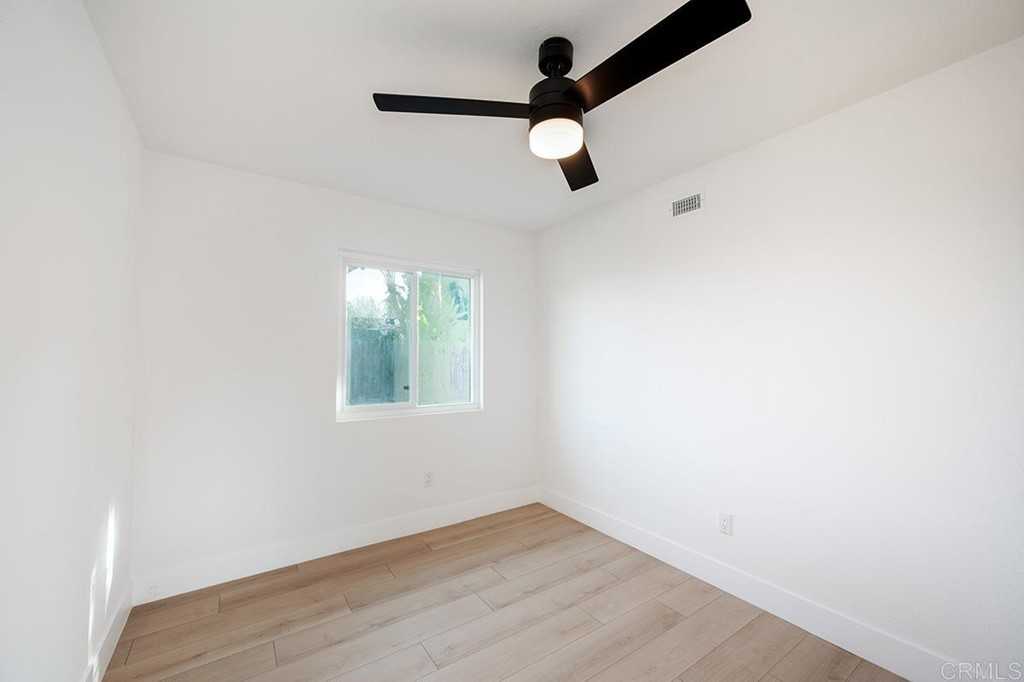 8715 Potrero St - Photo 2 of 19