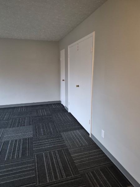 6 Bradley Ave - Photo 4 of 8