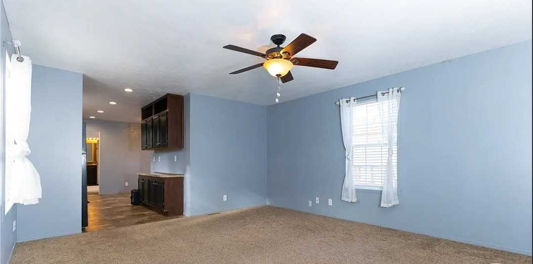 6 Northglen Dr - Photo 4 of 12