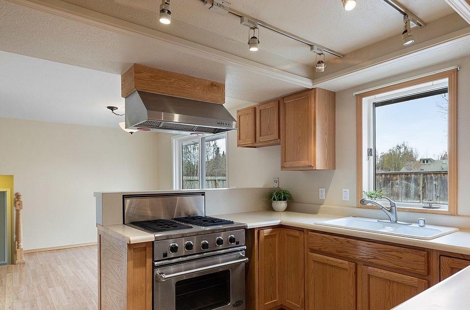 3030 Bettles Bay Loop - Photo 6 of 20