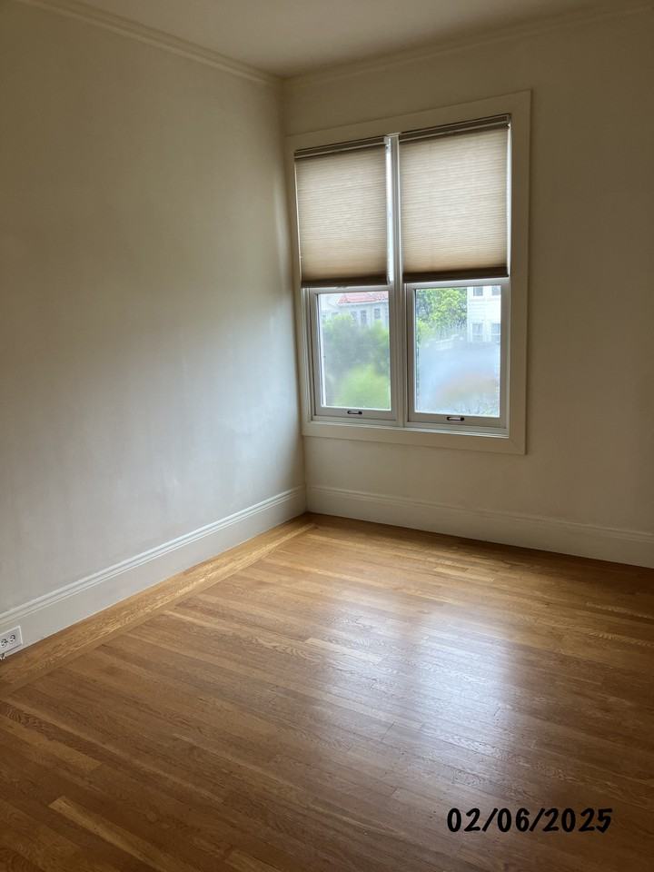 1435 Francisco St - Photo 5 of 8