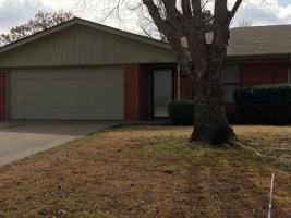 featured image of 1008 Prairie Wind Blvd