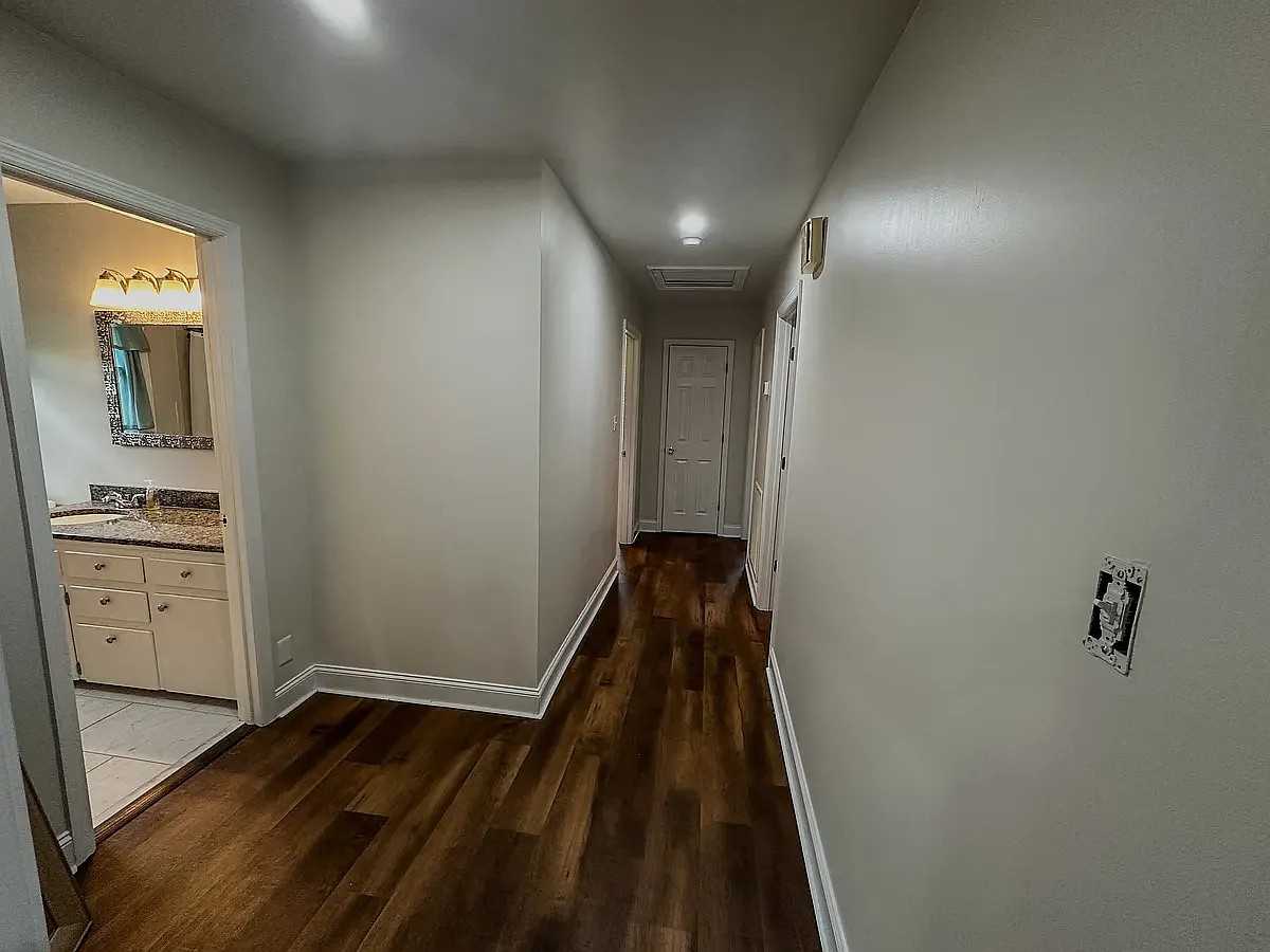 10310 Picadilly Ln Sw - Photo 3 of 16