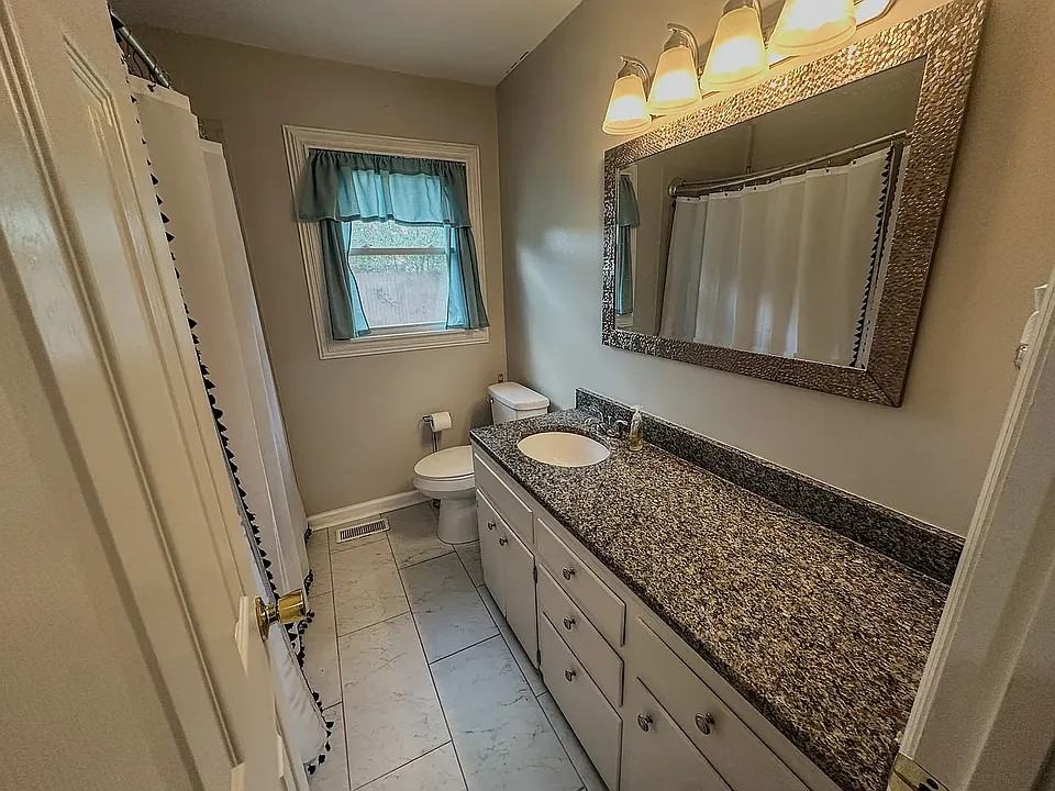 10310 Picadilly Ln Sw - Photo 5 of 16