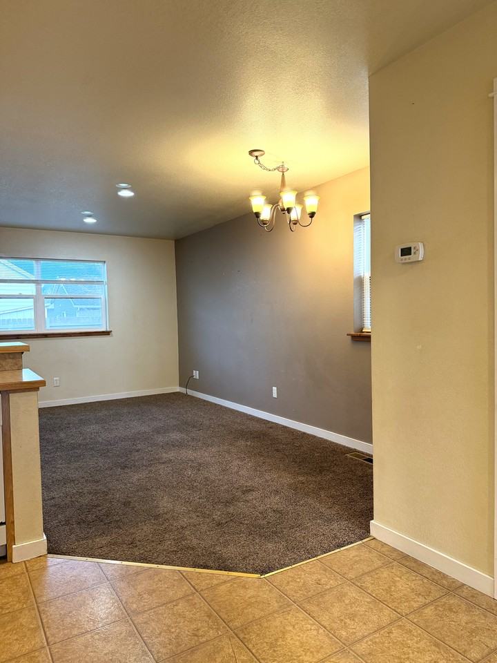 205 Cooperative Way - Photo 5 of 12