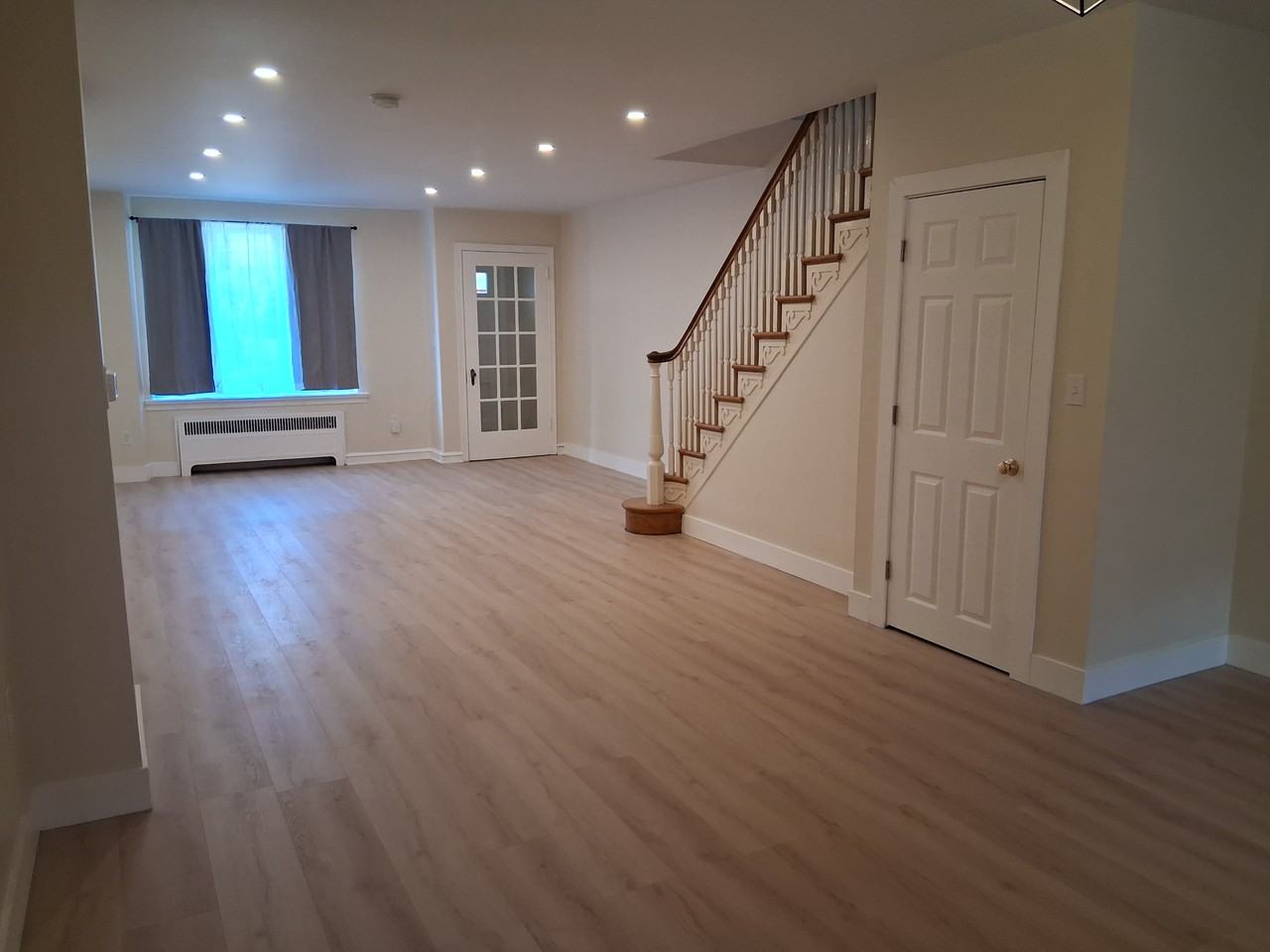 6643 Sprague St - Photo 5 of 20