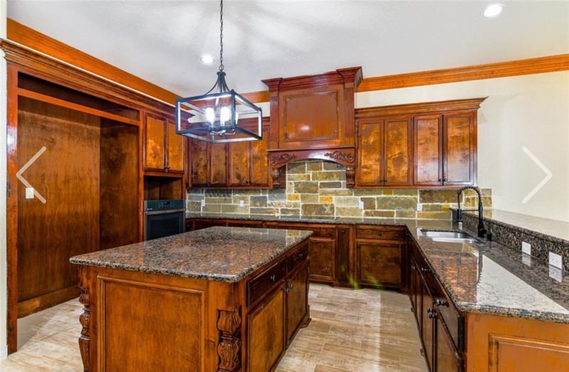 12446 Willis Waukegan Rd - Photo 7 of 18