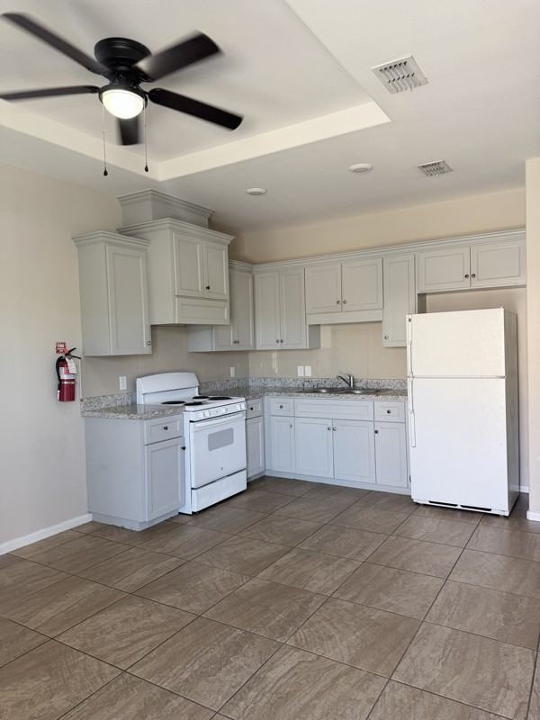 3300 N Moorefield Rd #2 - Photo 4 of 20