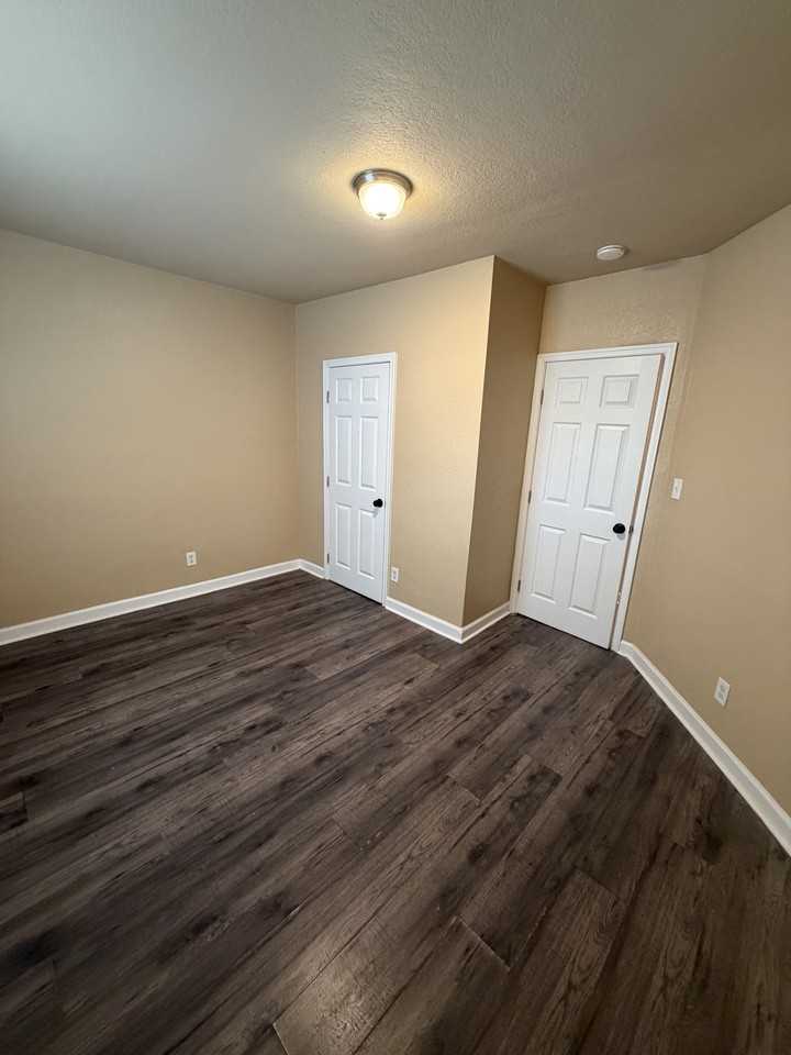 772 Fremont St - Photo 4 of 6
