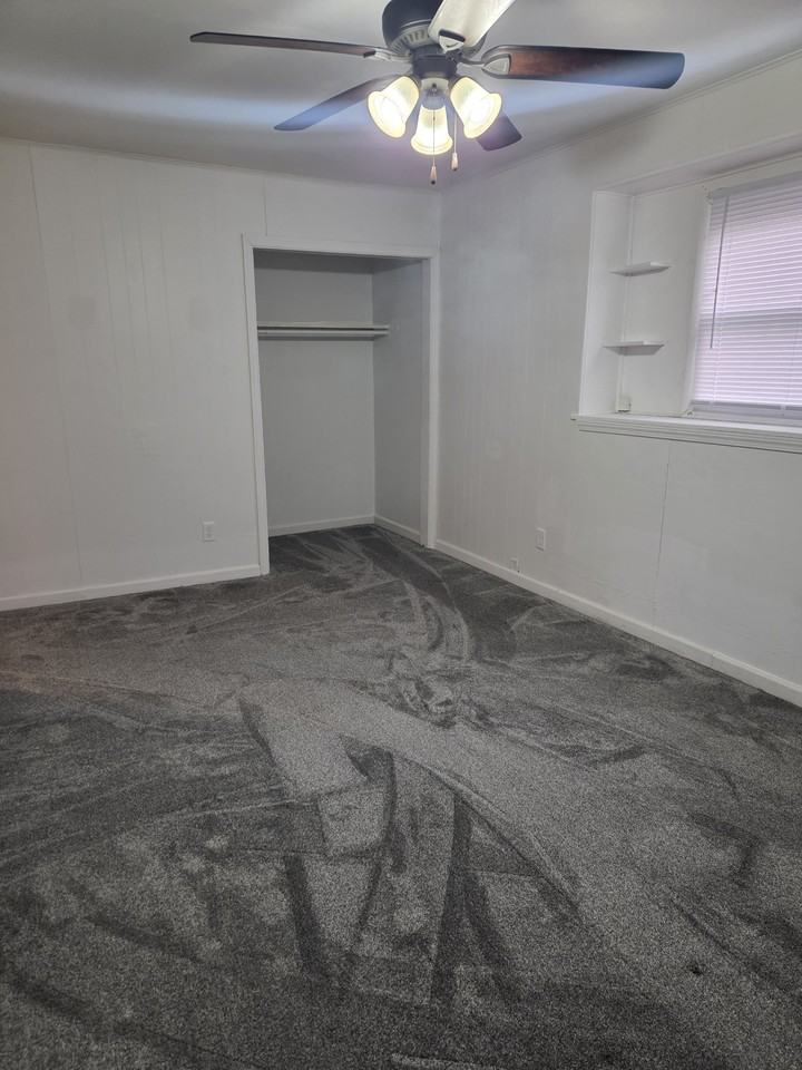 3608 W 73rd Ct #3610 - Photo 5 of 18