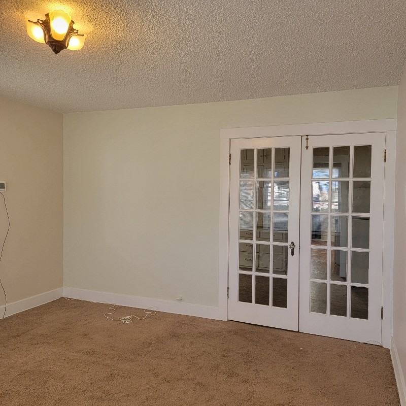 721 Se Kane St #1 - Photo 4 of 10