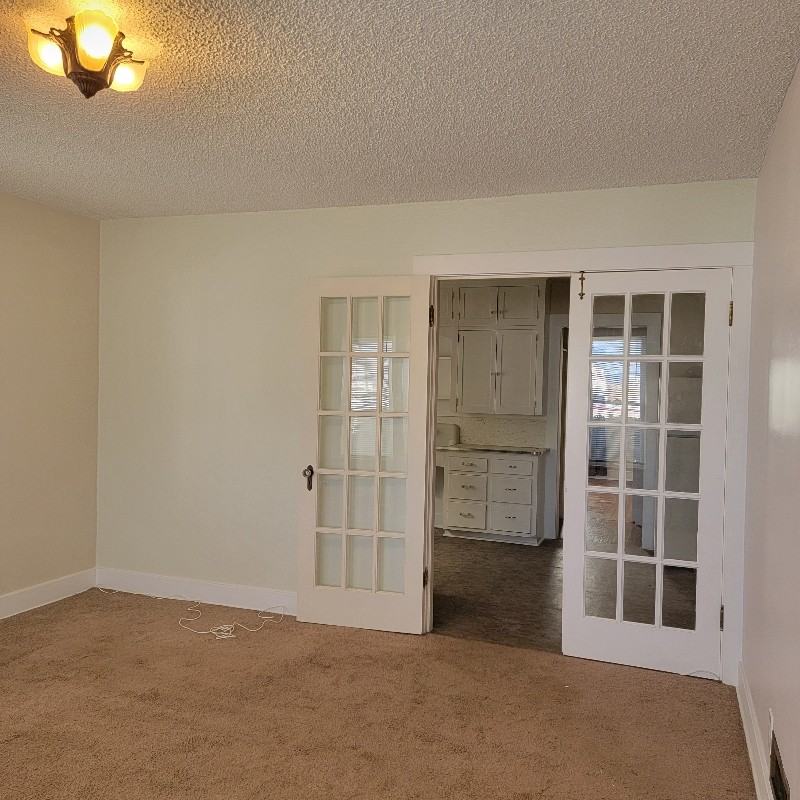 721 Se Kane St #1 - Photo 6 of 10