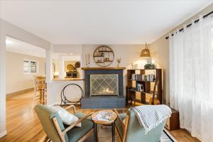 featured image of 6935 Sw Taylors Ferry Rd