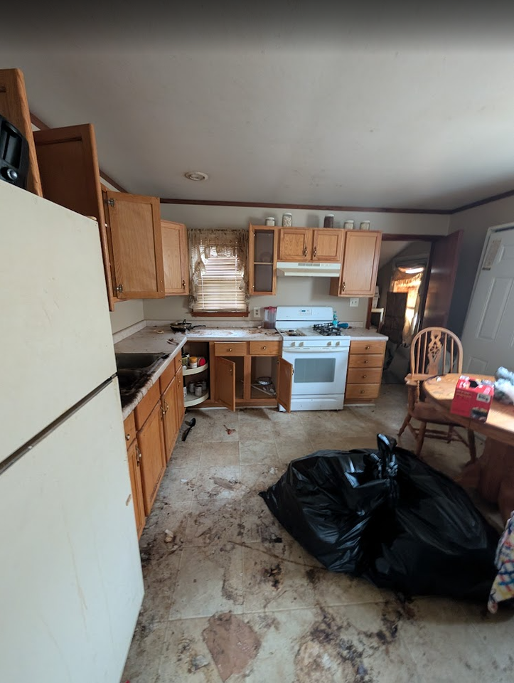 2120 S 15th St - Photo 2 of 17