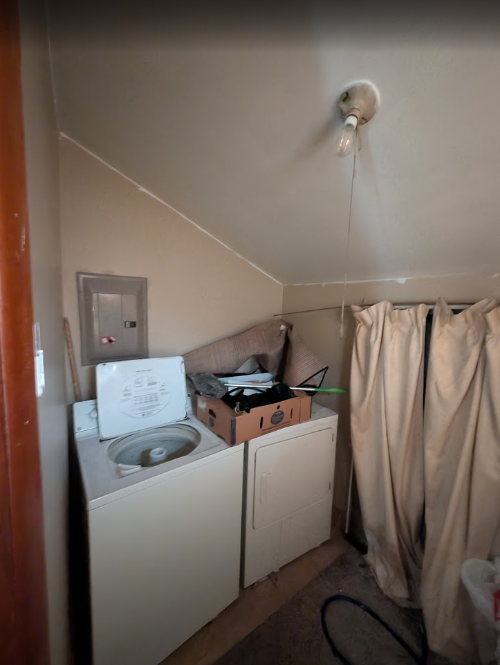 2120 S 15th St - Photo 5 of 17