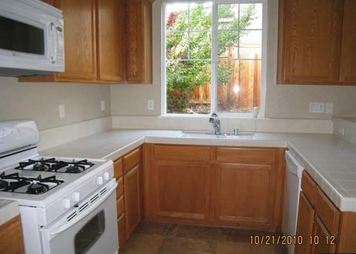 6614 Panther Creek Dr - Photo 4 of 10