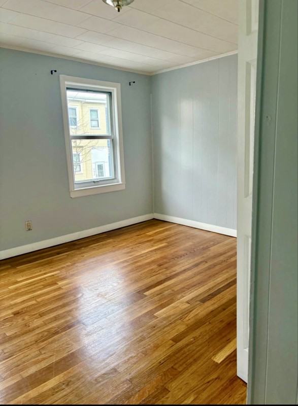 291 Lexington St #1 - Photo 4 of 4