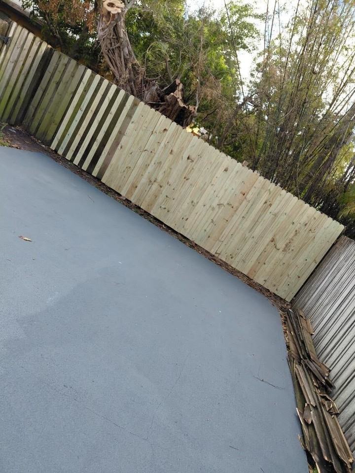 1345 Ne 5th Ter - Photo 4 of 7