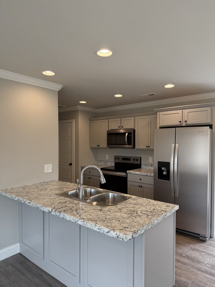 2624 Parkers Meadow Ln - Photo 6 of 18