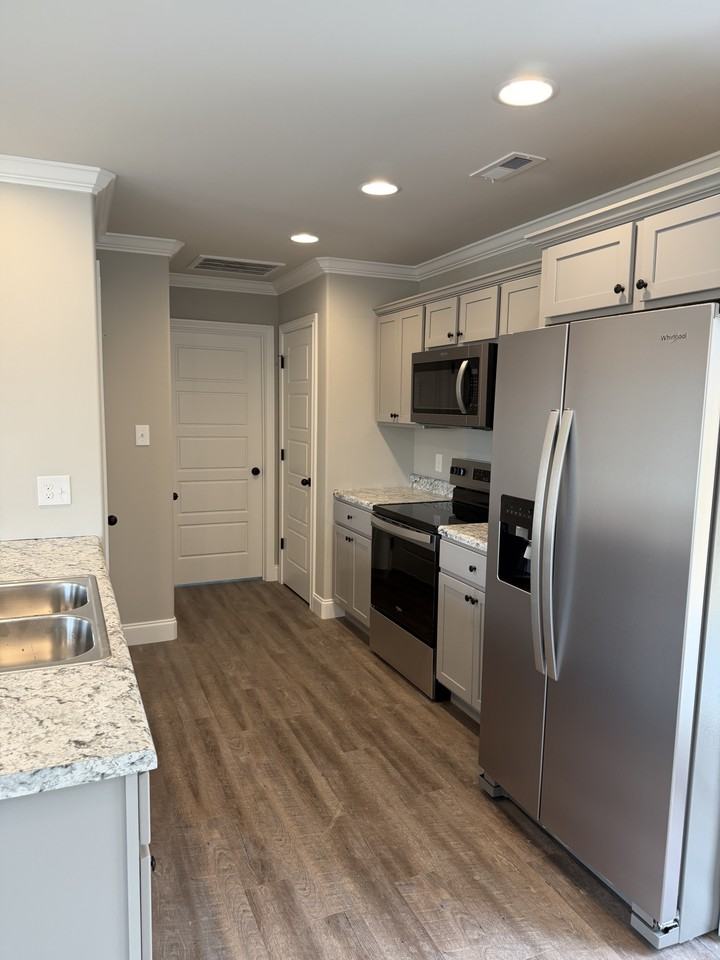 2624 Parkers Meadow Ln - Photo 7 of 18