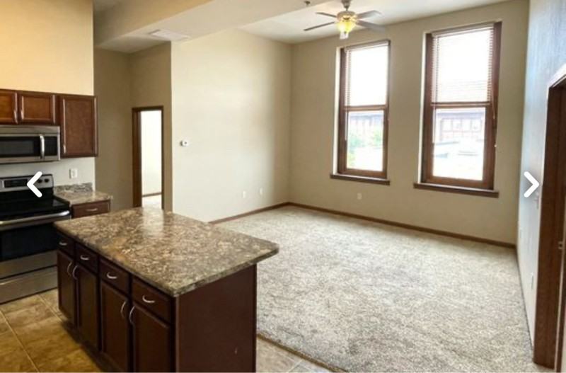 214 S Kline St - Photo 2 of 15