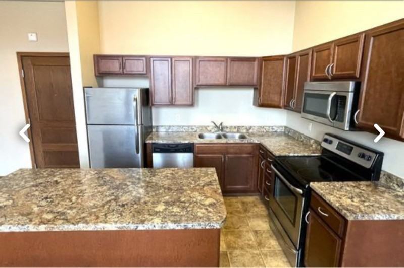 214 S Kline St - Photo 3 of 15