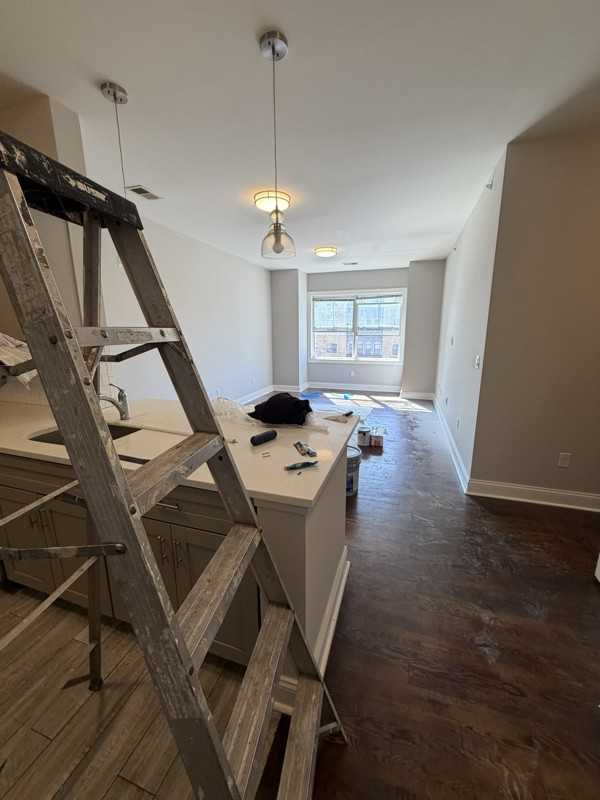 742 Park Ave #304 - Photo 2 of 8