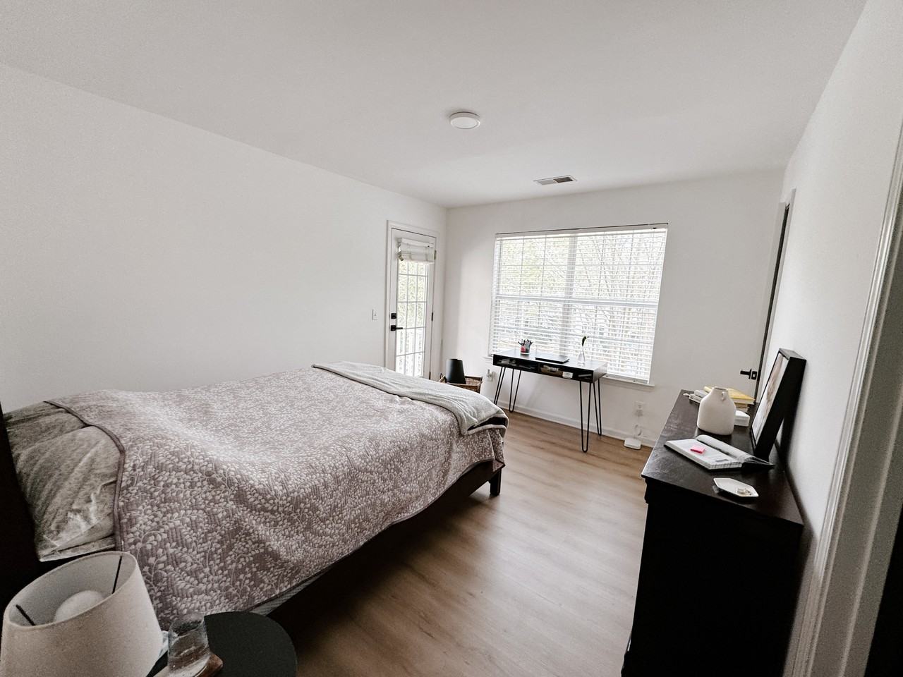 215 Dillard Mill Dr - Photo 4 of 8