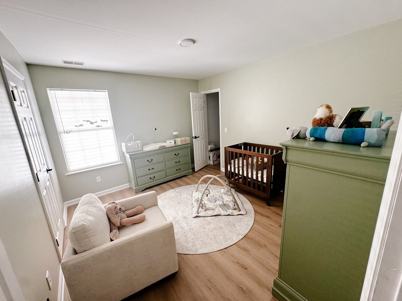 215 Dillard Mill Dr - Photo 6 of 8