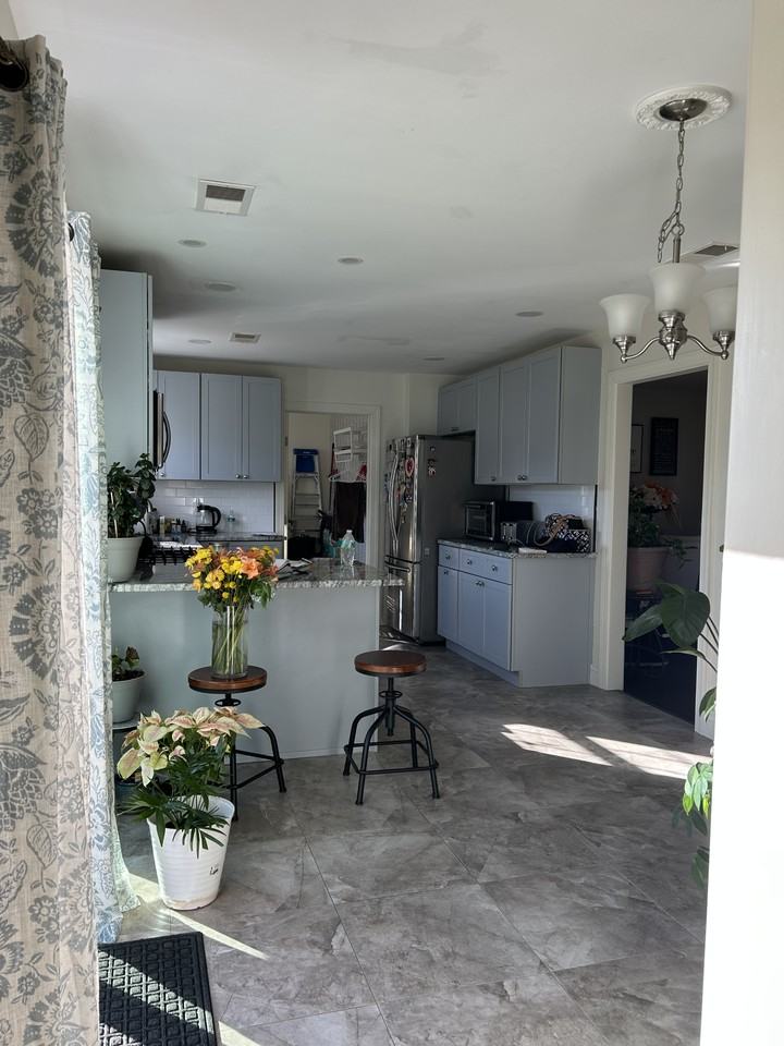 24 Peachfield Ln - Photo 6 of 20