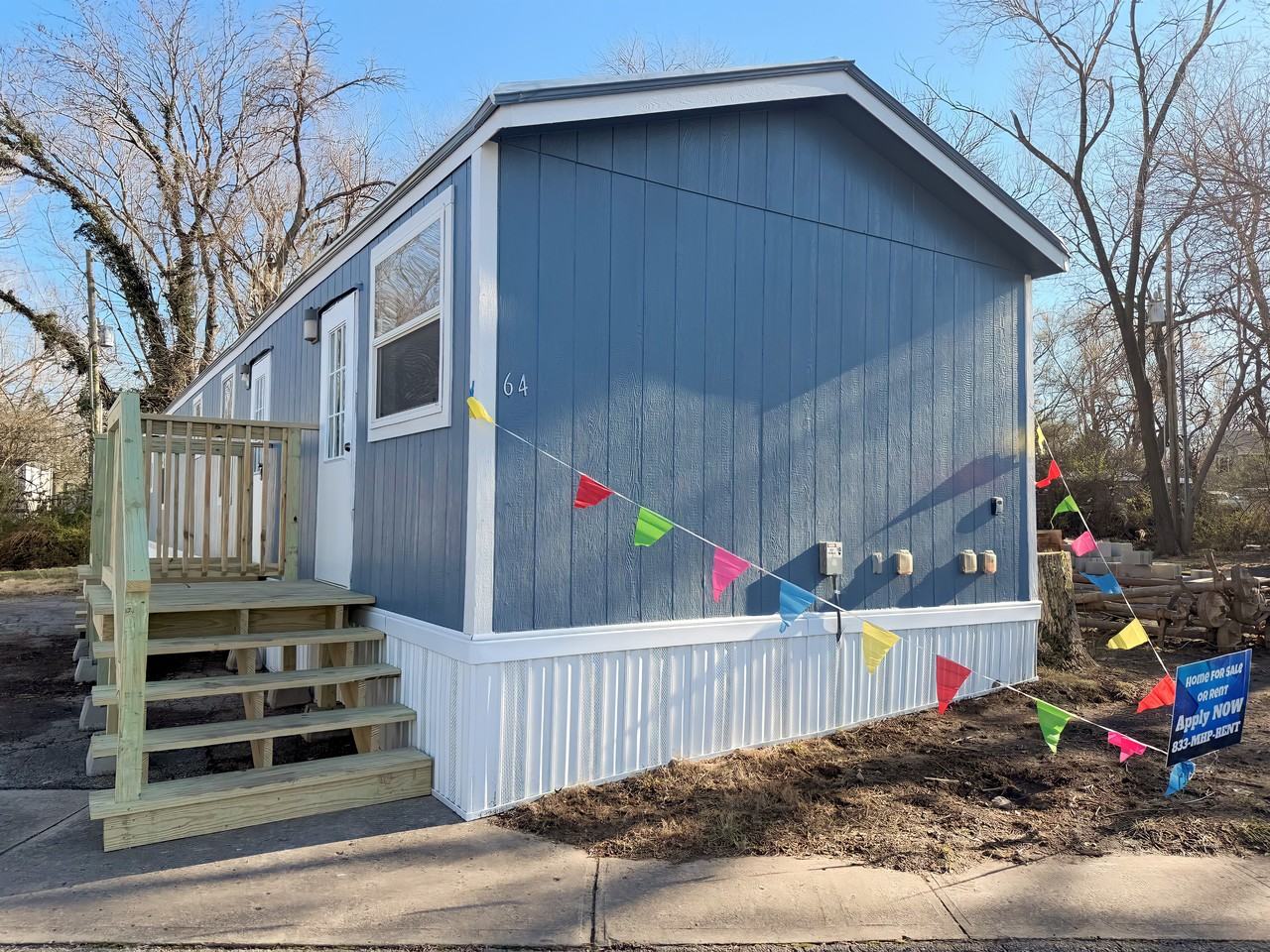 110 N Michigan St #64