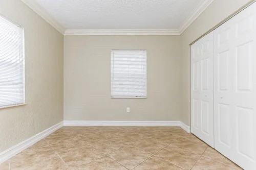 12867 E 58th St - Photo 5 of 14