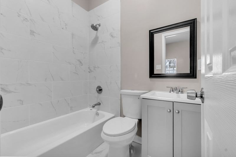 857 Pope St - Photo 7 of 18