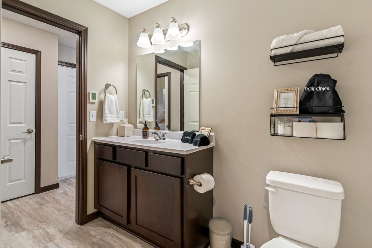 Rosewood Crossing Apartments - Photo 3 of 50