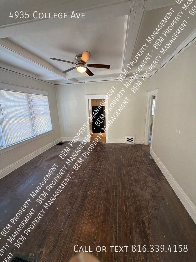 4935 College Ave - Photo 4 of 12